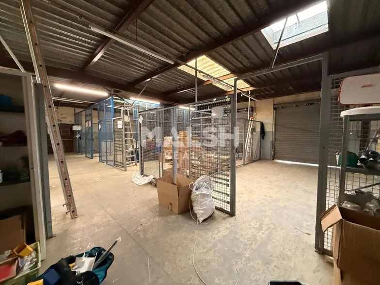 Flex in Vaulx-en-Velin for sale - Interior Photo - Image 3 of 19