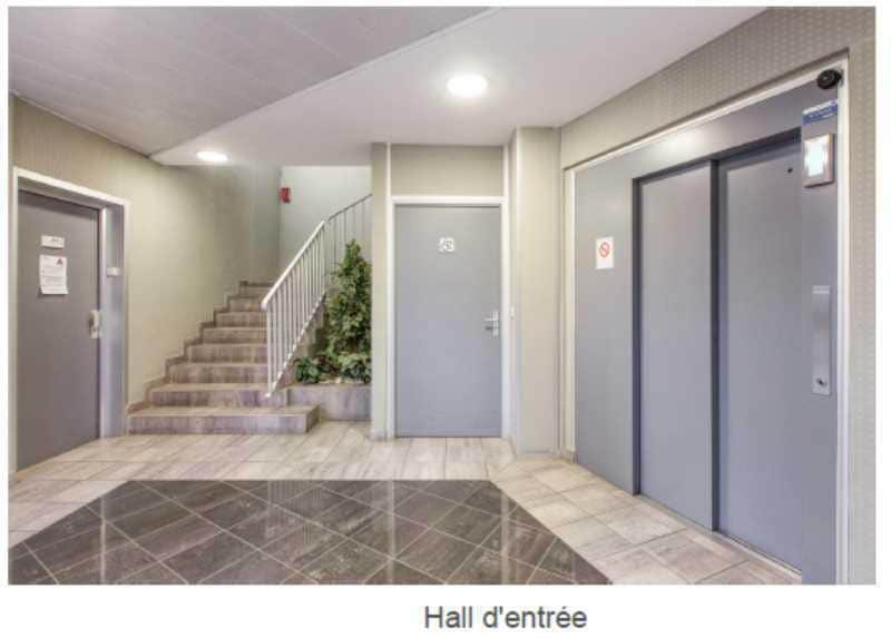 Office in Bron for lease - Lobby - Image 3 of 12