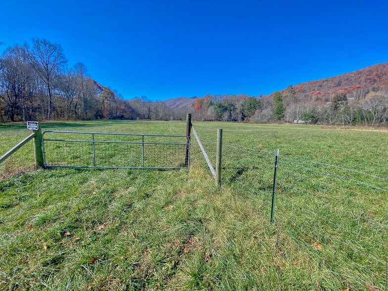 00 Green Valley Rd, Waynesville, NC 28786