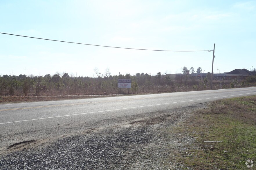 Marketplace Ave, Bryant, AR 72022