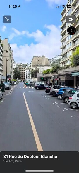 Retail in Paris for lease - Building Photo - Image 1 of 2