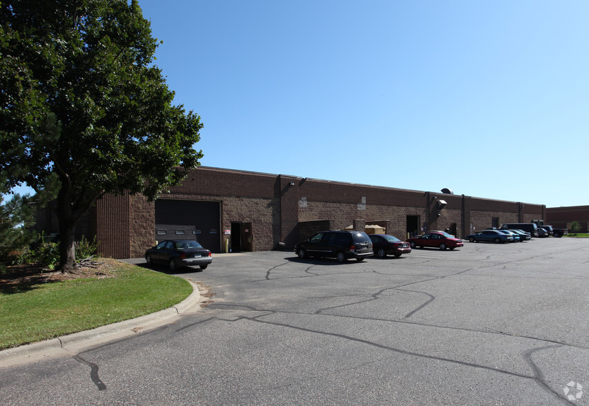 10044 NE Goodhue St, Blaine, MN for lease - Building Photo - Image 3 of 41