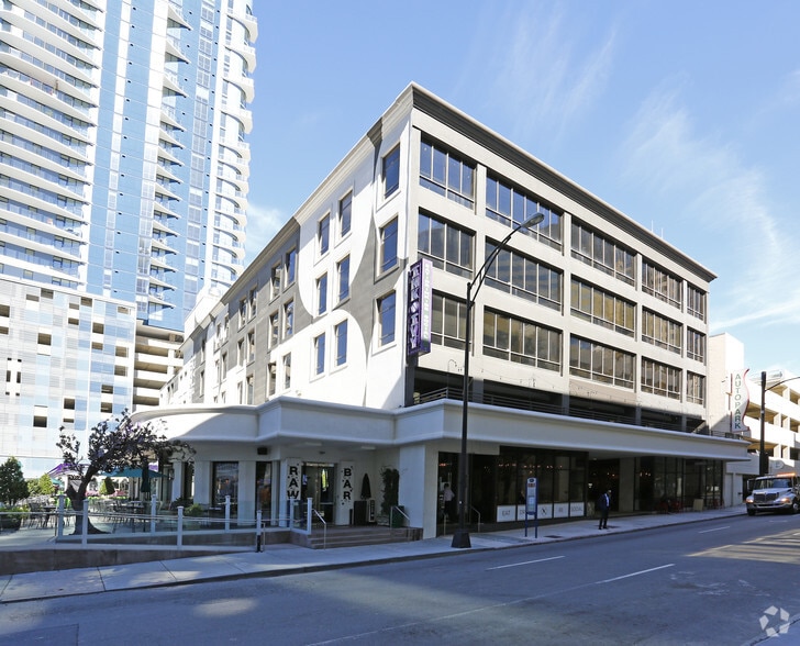 222 S Church St, Charlotte, NC for lease - Primary Photo - Image 1 of 12