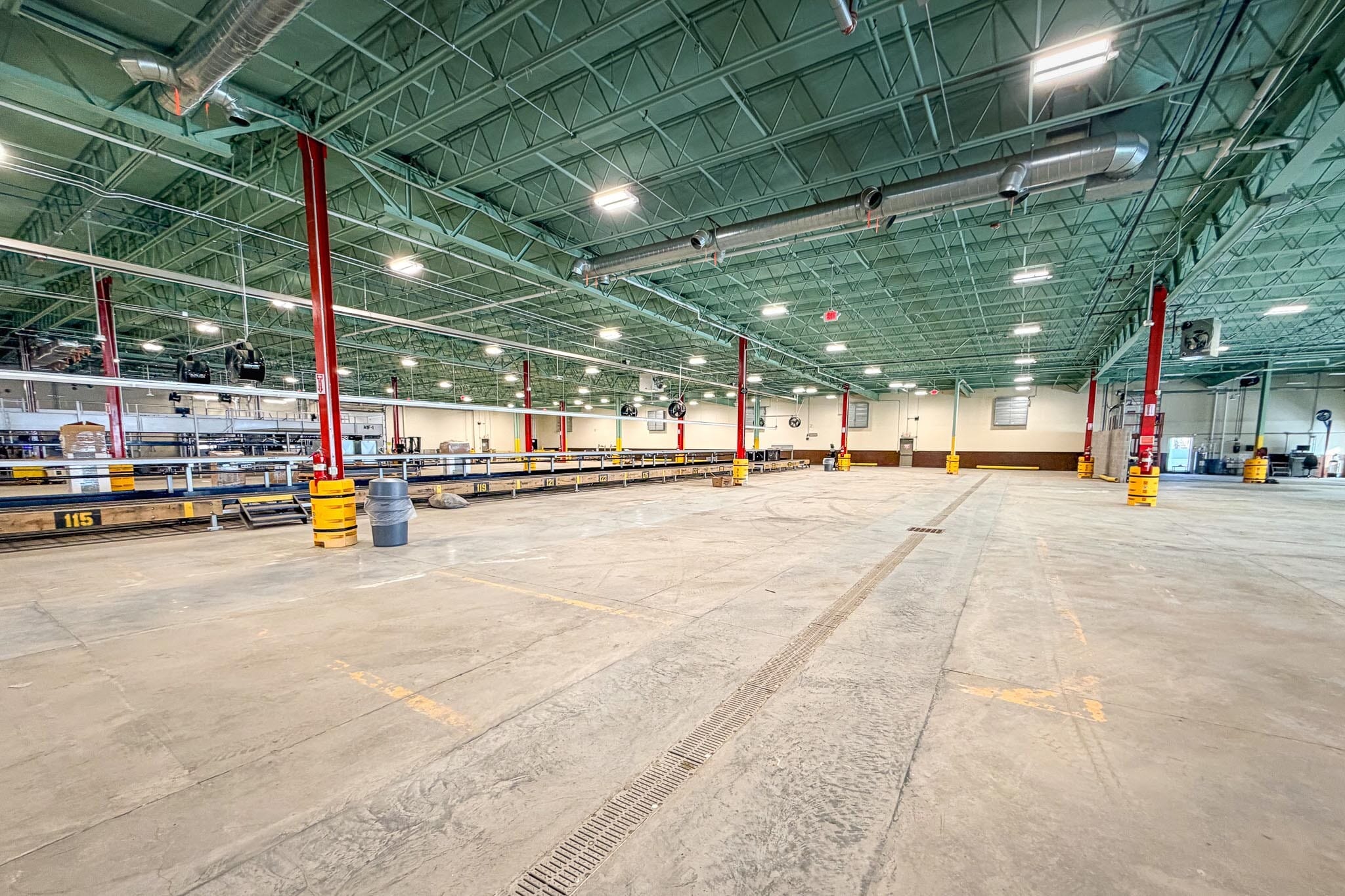 20 New England Dr, Essex Junction, VT for lease Interior Photo- Image 1 of 6