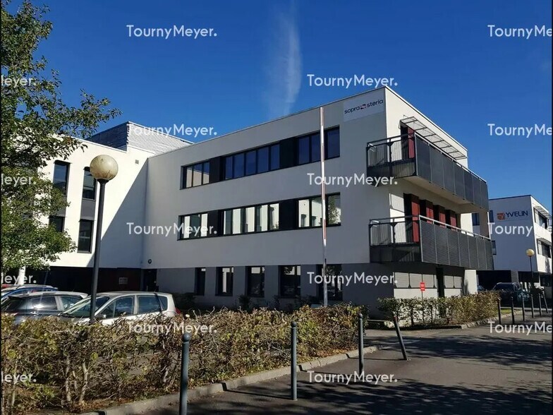 Office in Rennes for lease - Building Photo - Image 2 of 11