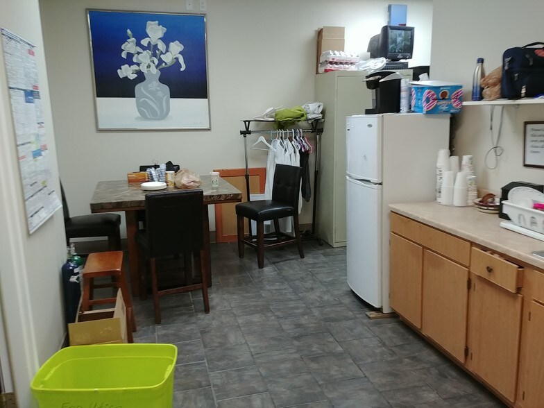 4658 Onondaga Blvd, Syracuse, NY for sale - Interior Photo - Image 1 of 1