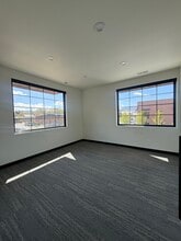 37 E 100 N, Heber City, UT for lease Interior Photo- Image 2 of 6