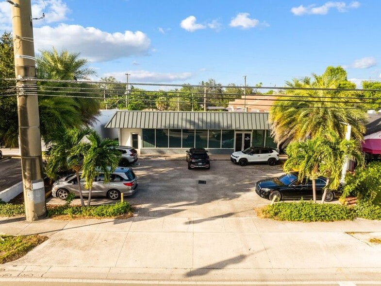9875 SW 72nd St, Miami, FL for sale - Building Photo - Image 3 of 14