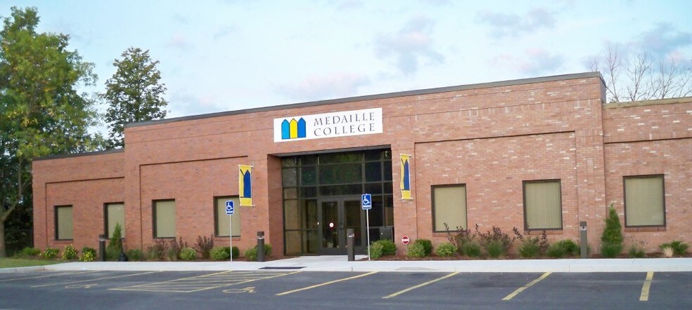 1880 S Winton Rd, Brighton, NY for sale - Building Photo - Image 1 of 1