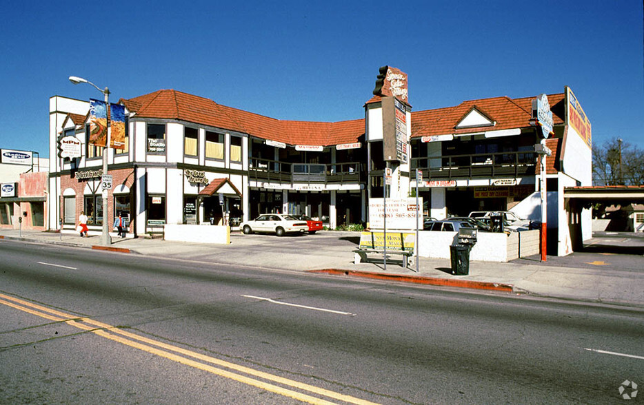 13313-13321 Ventura Blvd, Sherman Oaks, CA for lease - Building Photo - Image 2 of 16