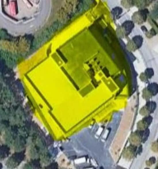 Office in Guyancourt for sale - Aerial - Image 2 of 4