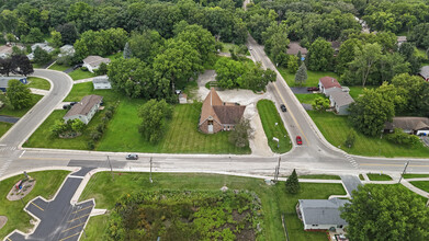 275 Skyline Dr, Carpentersville, IL - aerial  map view - Image1