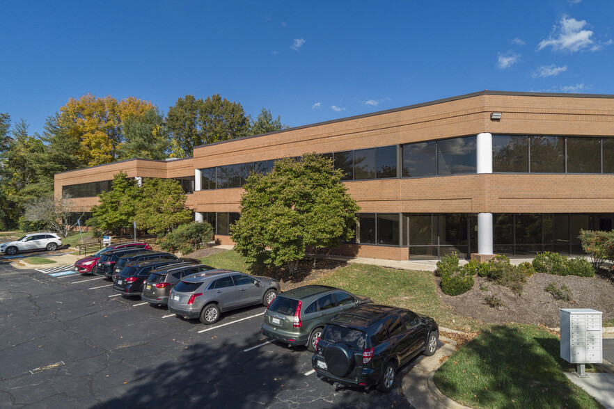 8536 Terminal Rd, Lorton, VA 22079 - Newington Business Center | LoopNet