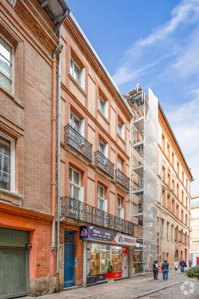 5 Rue Du Fourbastard, Toulouse for lease - Primary Photo - Image 1 of 6