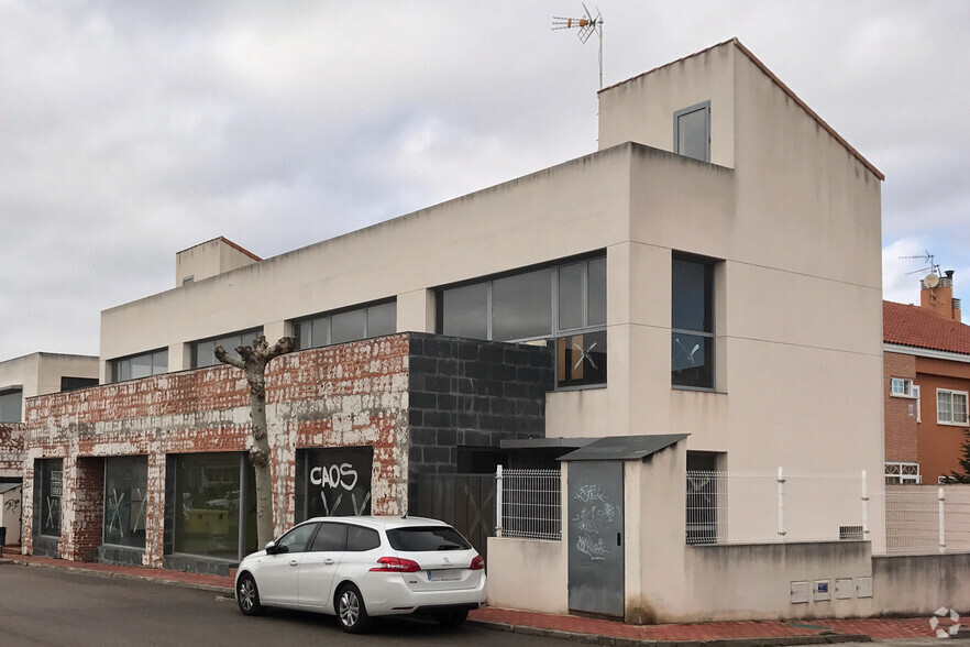 Calle De Soria, 1, Torrejón del Rey, Guadalajara for sale - Primary Photo - Image 1 of 2