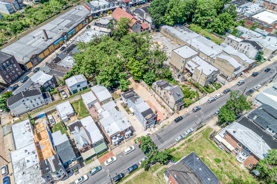 447 W Queen Ln, Philadelphia, PA for sale - Primary Photo - Image 2 of 8