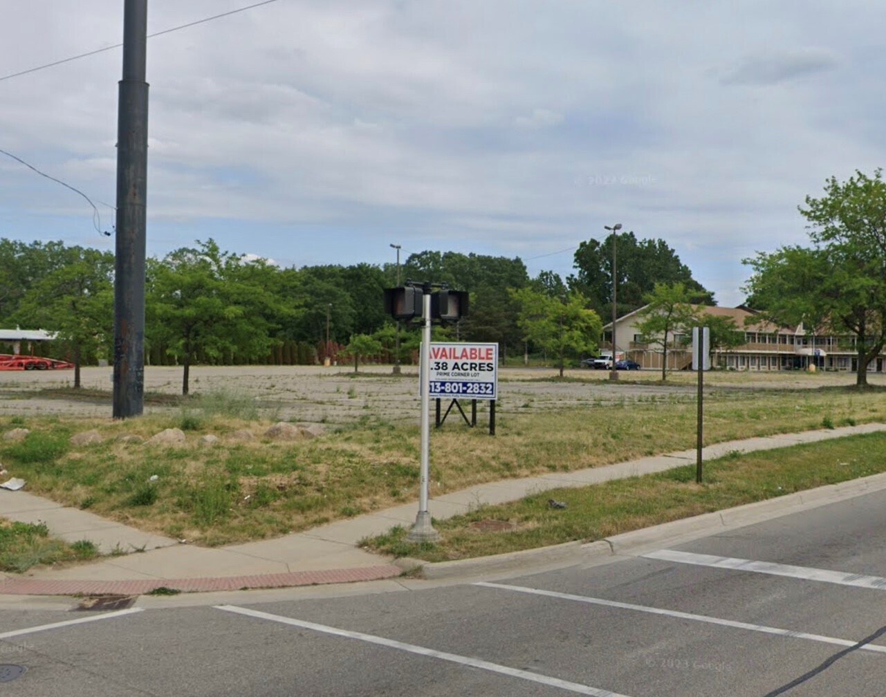 1341 S Center Rd, Burton, MI for sale Building Photo- Image 1 of 2