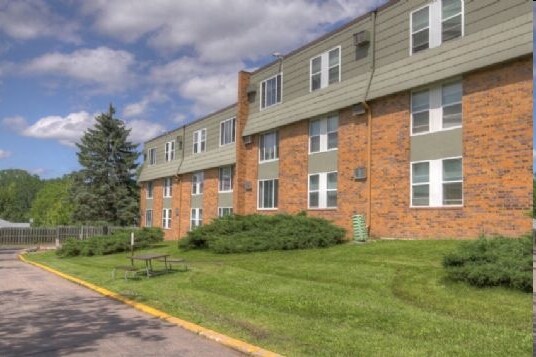 2236 Lower Afton Rd, Saint Paul, MN for sale - Building Photo - Image 3 of 35