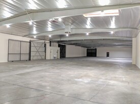 11,400 SF - $12,600/Month - Warehouse