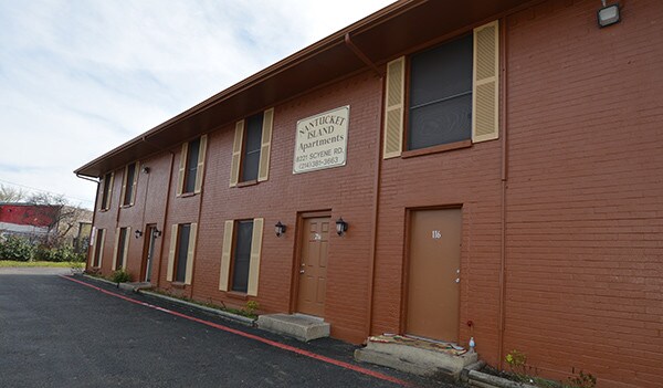 8221 Scyene Rd Dallas Tx 75227 Apartments Property For On 50 Unit Apartment Building Offered For In Dallas Tx