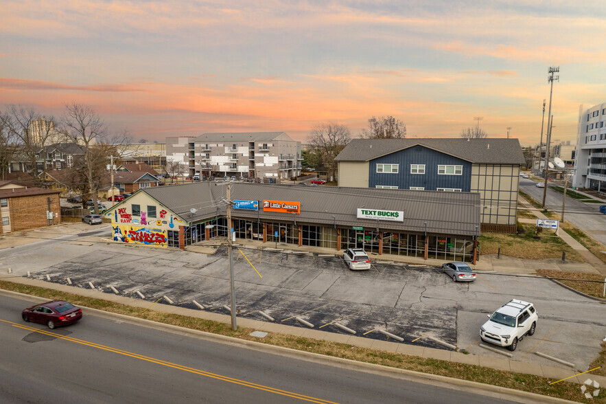 607 E Madison, Springfield, MO for lease - Aerial - Image 3 of 4