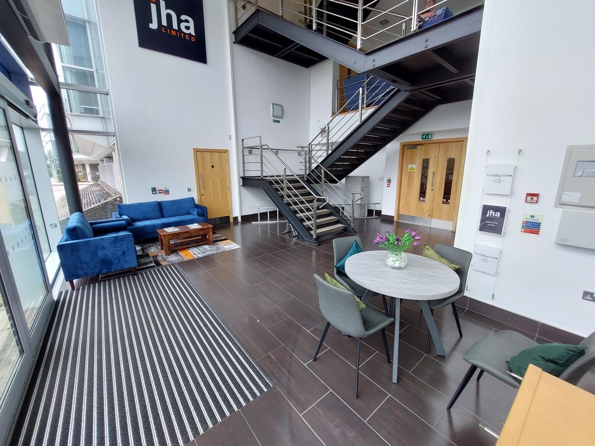 Lakeside Blvd, Doncaster for lease Interior Photo- Image 1 of 3