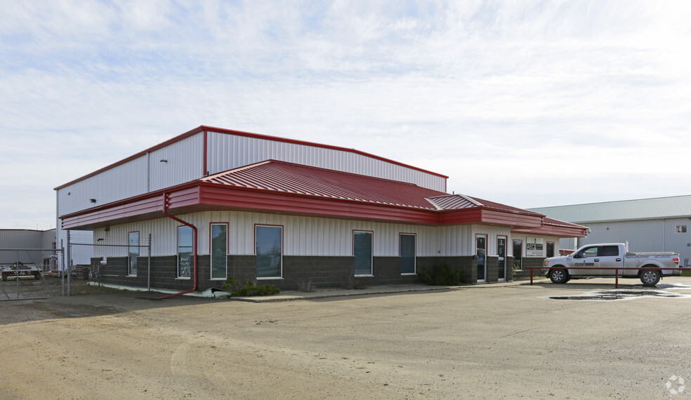 1317 10th St, Nisku, AB for sale - Primary Photo - Image 1 of 1