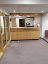 9 Alington Rd, St Neots for lease Interior Photo- Image 1 of 2