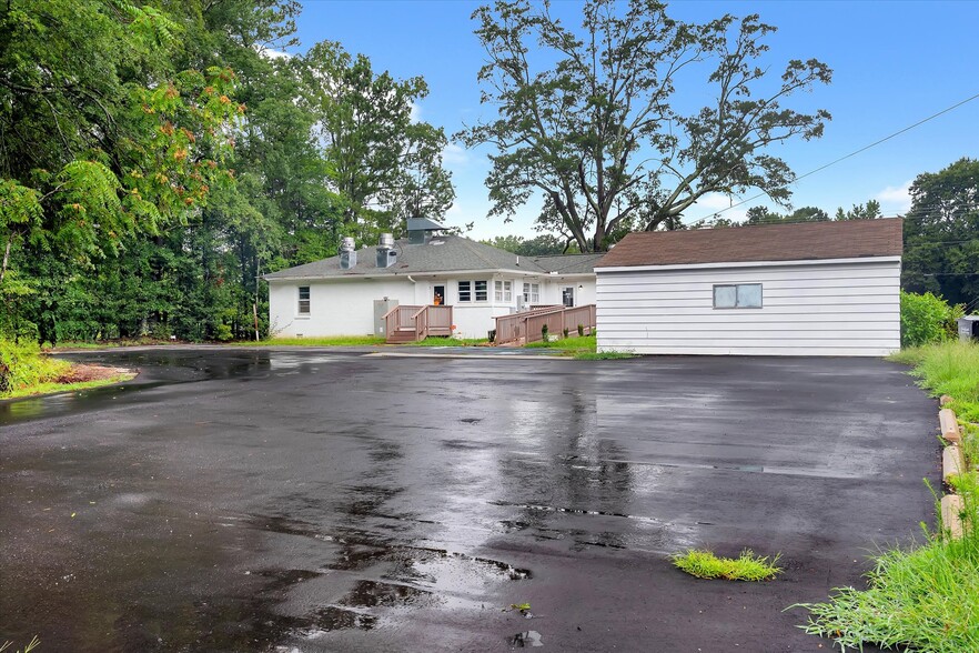 323 W Georgia Rd, Simpsonville, SC for lease - Building Photo - Image 3 of 28