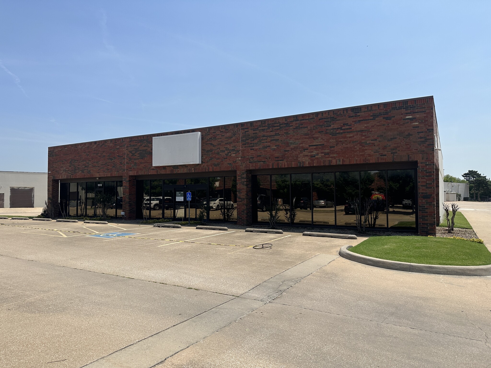 4305 S Mingo Rd, Tulsa, OK 74146 - Maxim Business Park | LoopNet