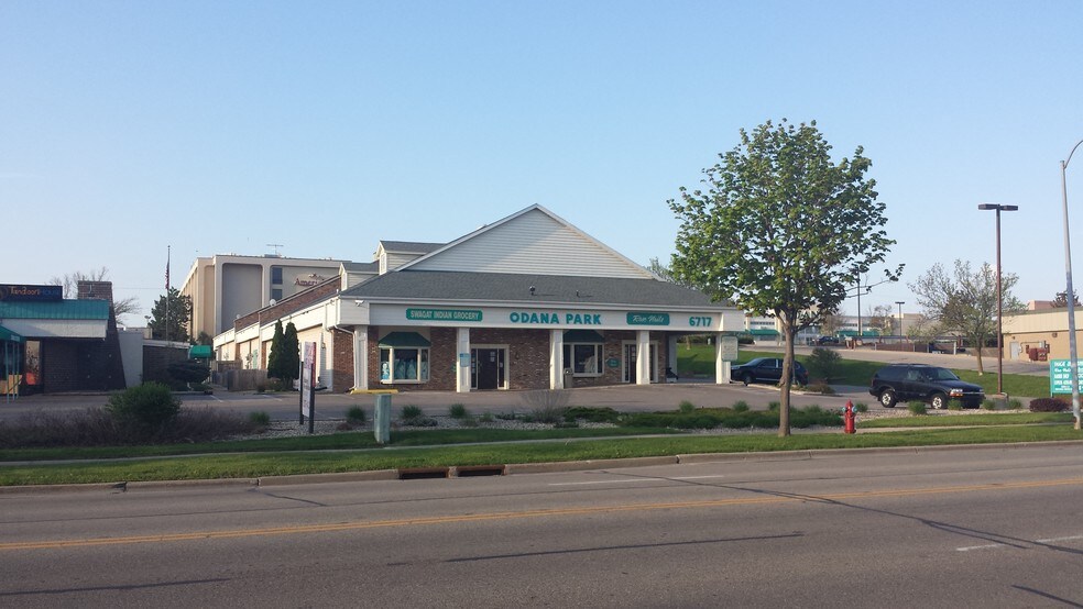 6713 Odana Rd, Madison, WI for sale - Building Photo - Image 1 of 1