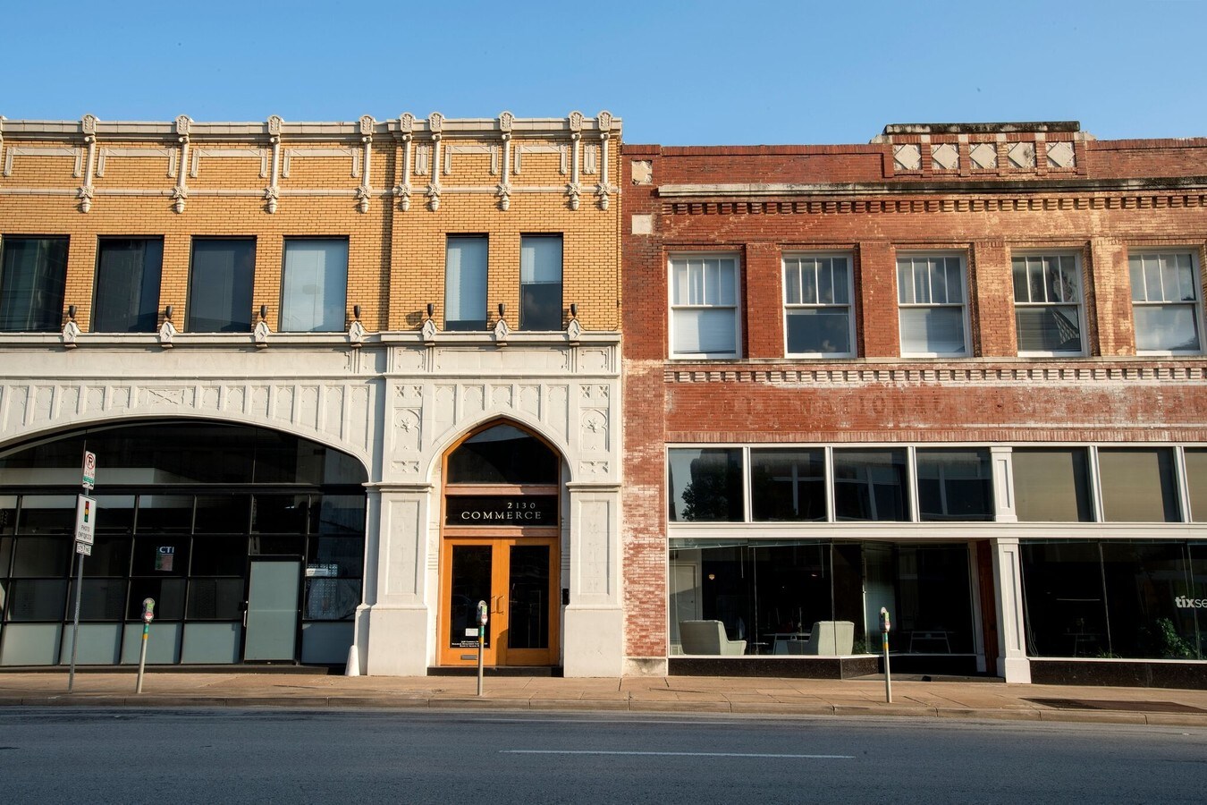 2115 Jackson St, Dallas, TX 75201 Magnolia Petroleum East Quarter