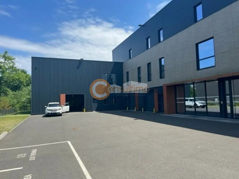 Flex in Mérignac for lease - Building Photo - Image 1 of 7