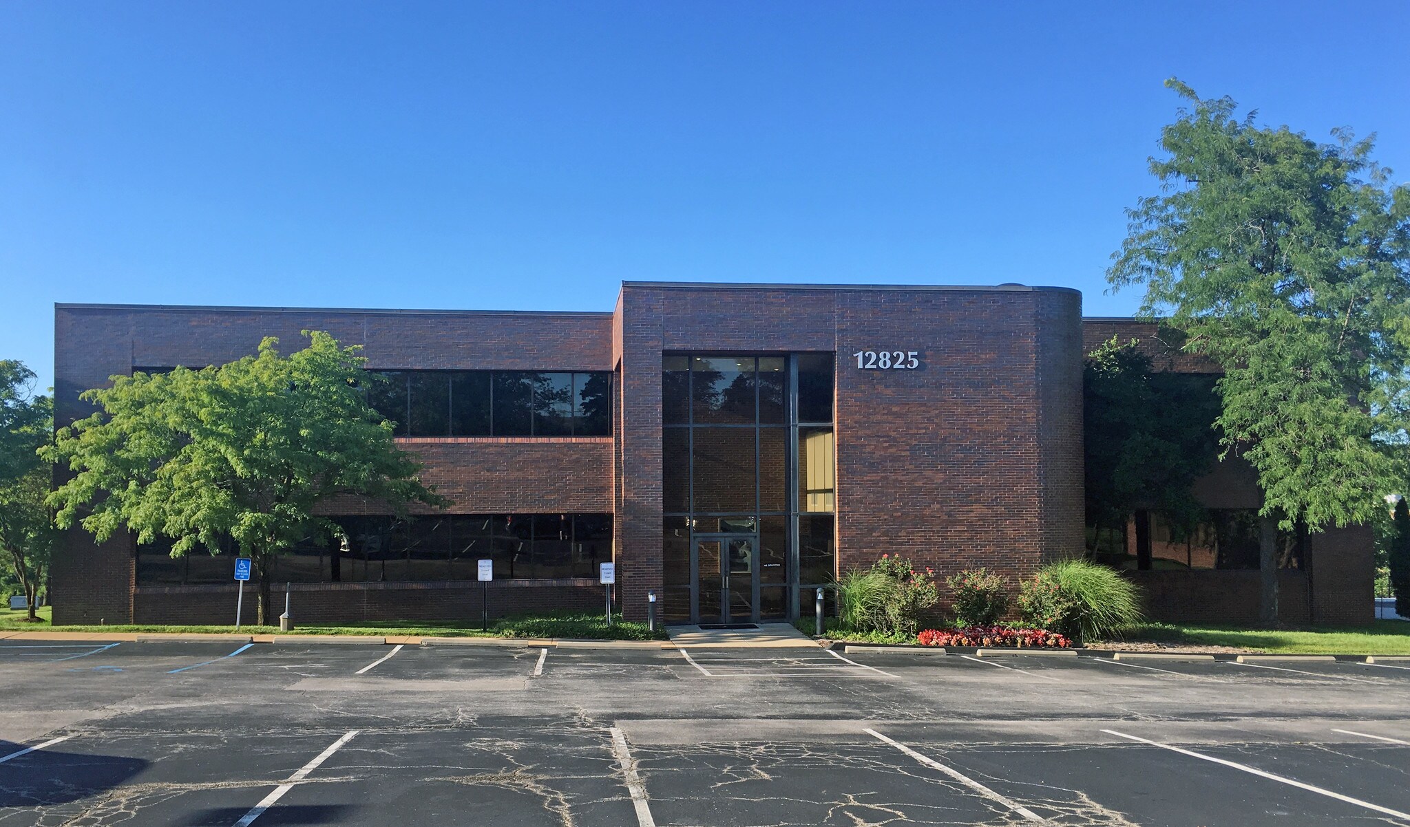 12825 Flushing Meadows Dr, Saint Louis, MO, 63131 Office Space For