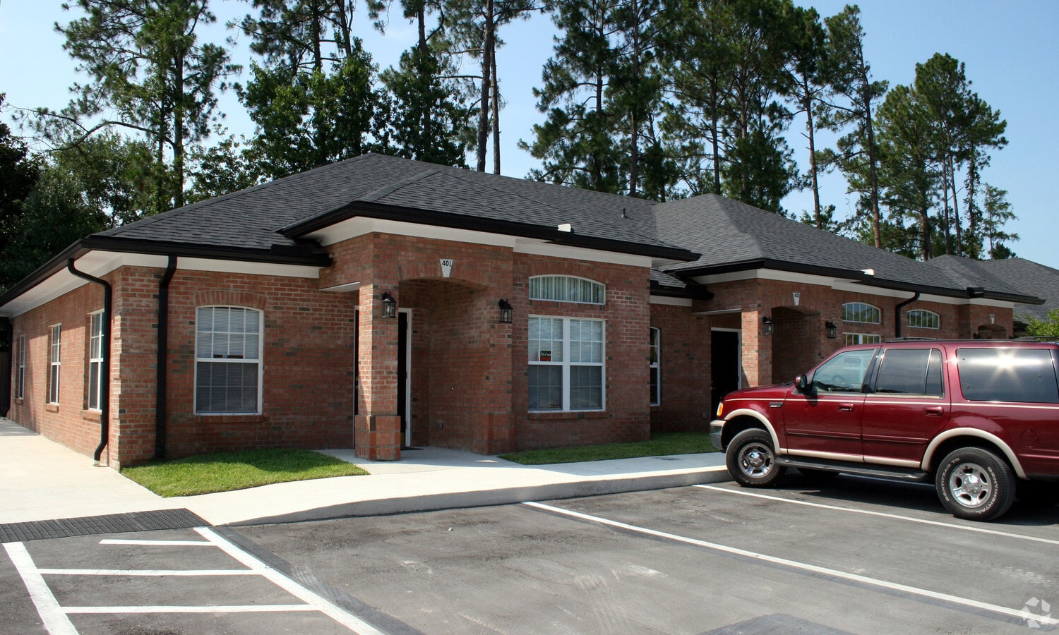 8613 Old Kings Rd, Jacksonville, FL 32217