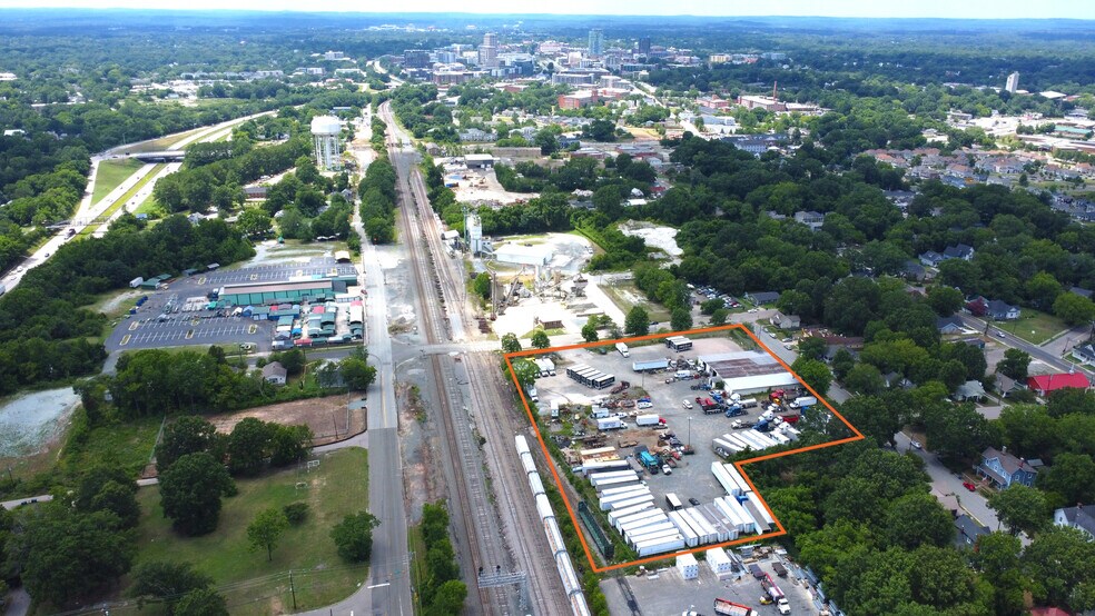 311 S Plum St, Durham, NC 27703