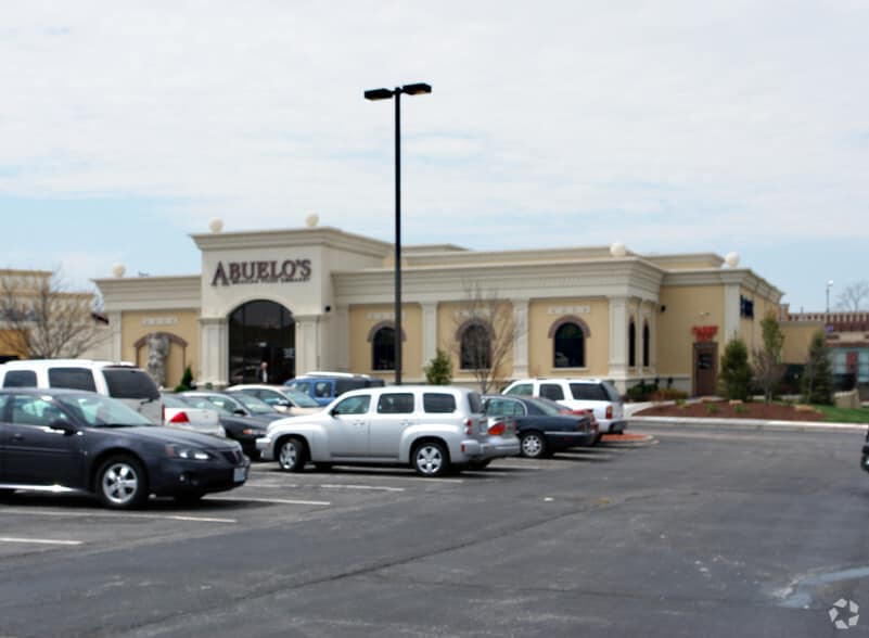 8541 NW Prairie View Rd, Kansas City, MO for lease - Building Photo - Image 2 of 18