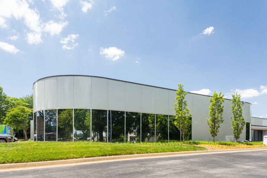 425 Franklin Gateway SE, Marietta, GA for lease - Building Photo - Image 1 of 50