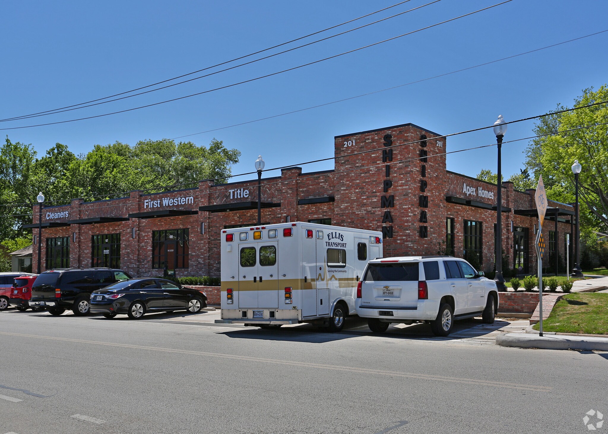 201 W Bufford St, Burleson, TX for sale Primary Photo- Image 1 of 1