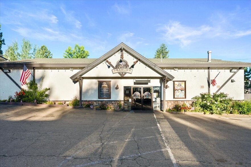 40827 Stone Rd, Big Bear Lake, CA for sale - Building Photo - Image 2 of 23