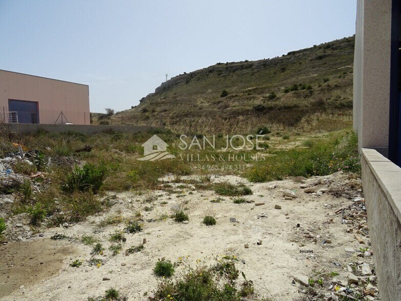 Industrial in Aspe for sale - Building Photo - Image 2 of 8