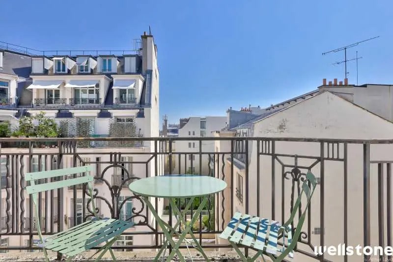 Office in Paris for lease Building Photo- Image 1 of 12