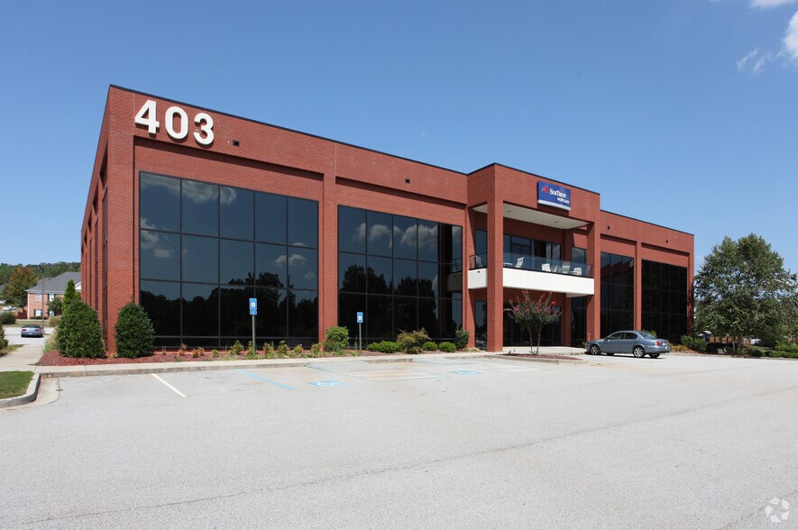 403 Corporate Center Dr, Stockbridge, GA 30281
