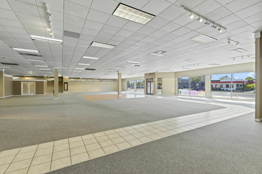 1610 US Highway 1, Vero Beach, FL for sale - Building Photo - Image 3 of 7