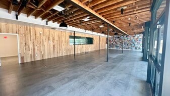 2409 S Macdill Ave, Tampa FL - Loft