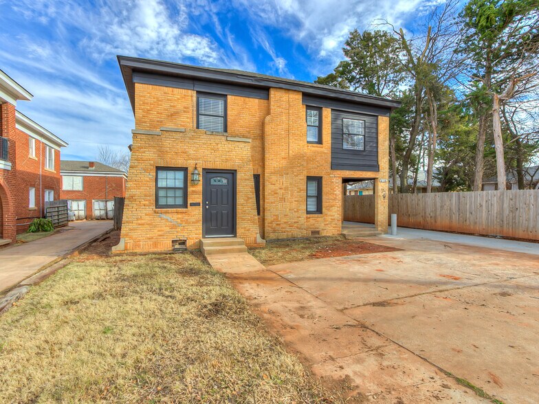 Single Family Homes Portfolio portfolio of 7 properties for sale on LoopNet.com - Building Photo - Image 1 of 7