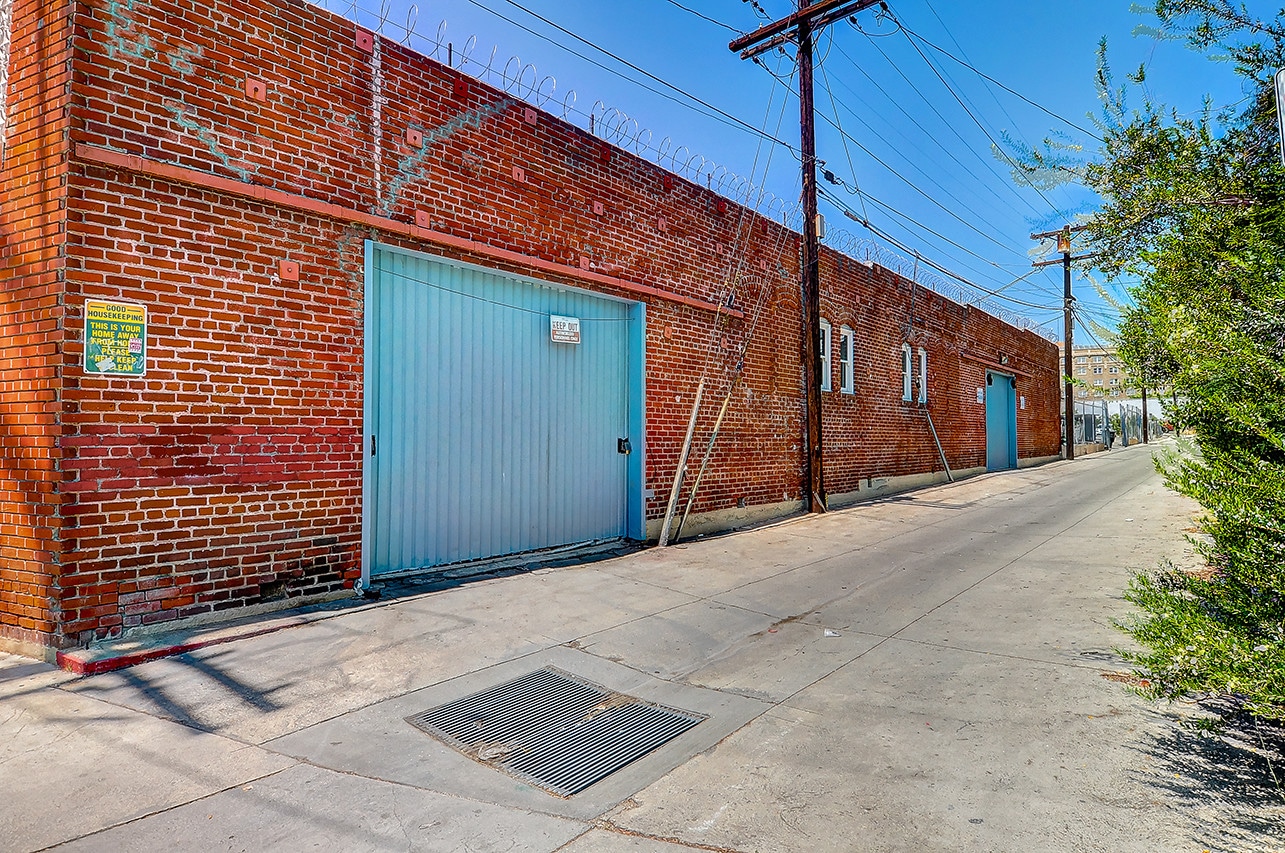 138144 S Glendale Ave, Glendale, CA 91205