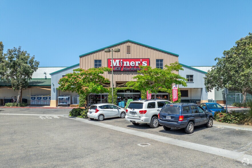 125-137 N Fairview Ave, Goleta, CA for sale - Primary Photo - Image 1 of 1