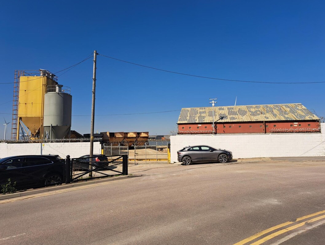 Crete Hall Rd, Gravesend for sale Building Photo- Image 1 of 1