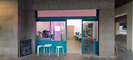 Retail in Barcelona, Barcelona for lease Interior Photo- Image 1 of 9